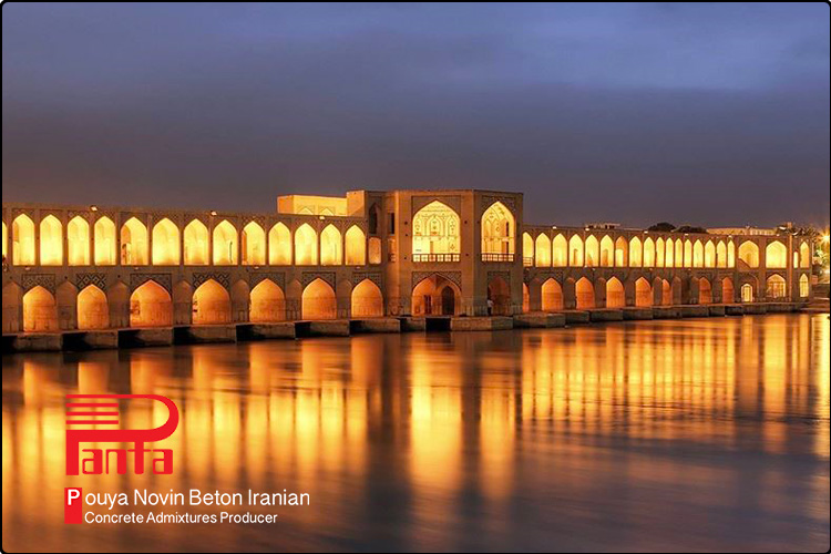 1-آب‌بندی استخر در اصفهان